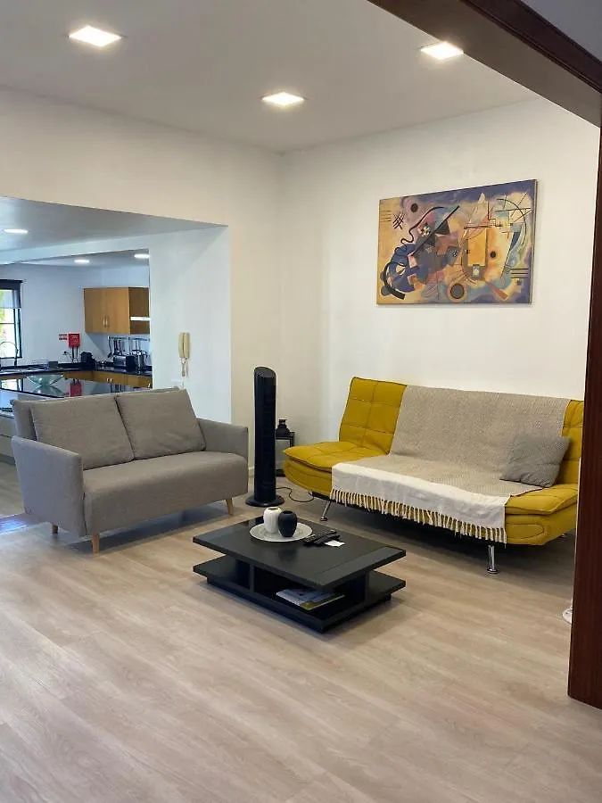 Friendly House Villa Funchal  Funchal (Madeira)